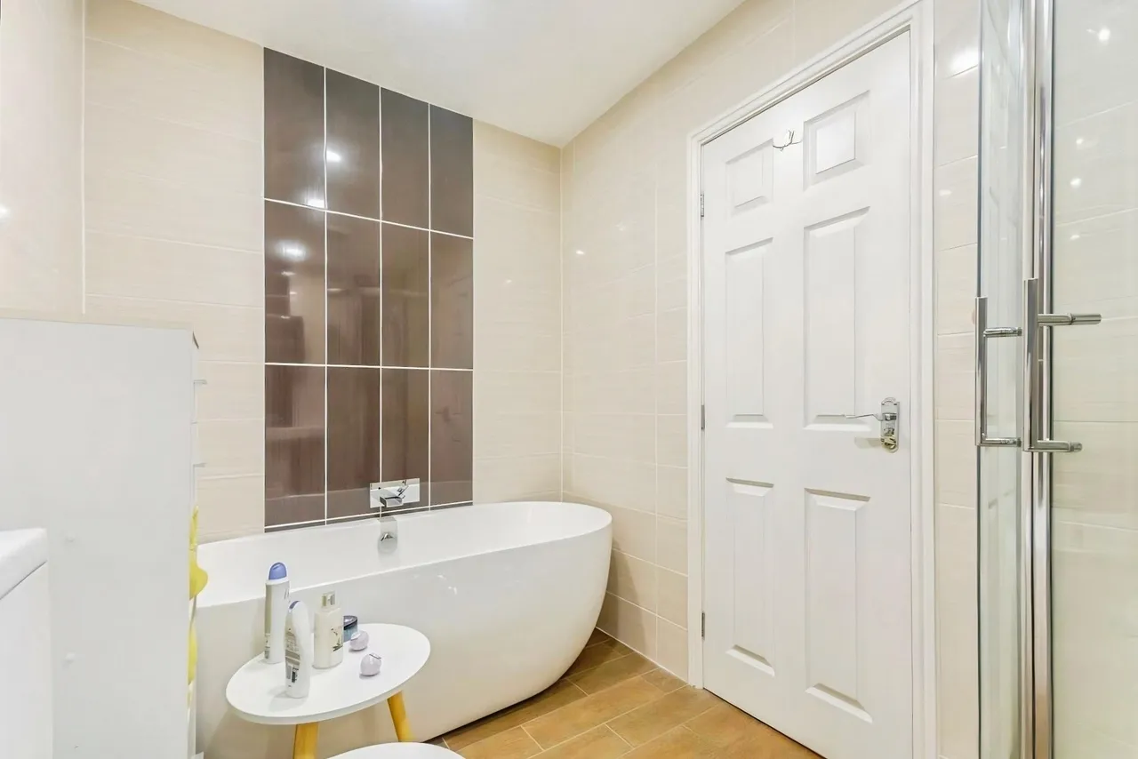 Granby Avenue, Mansfield, NG19, photo 13