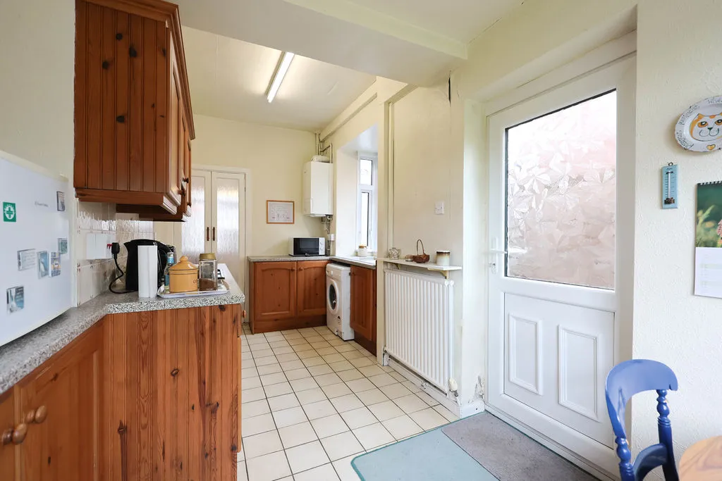 Whitley Crescent, Whitley, photo 11