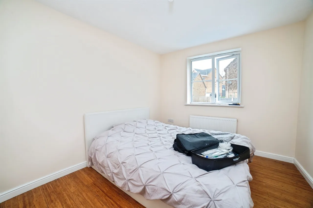 Mercia Court, Huthwaite, NG17, photo 14