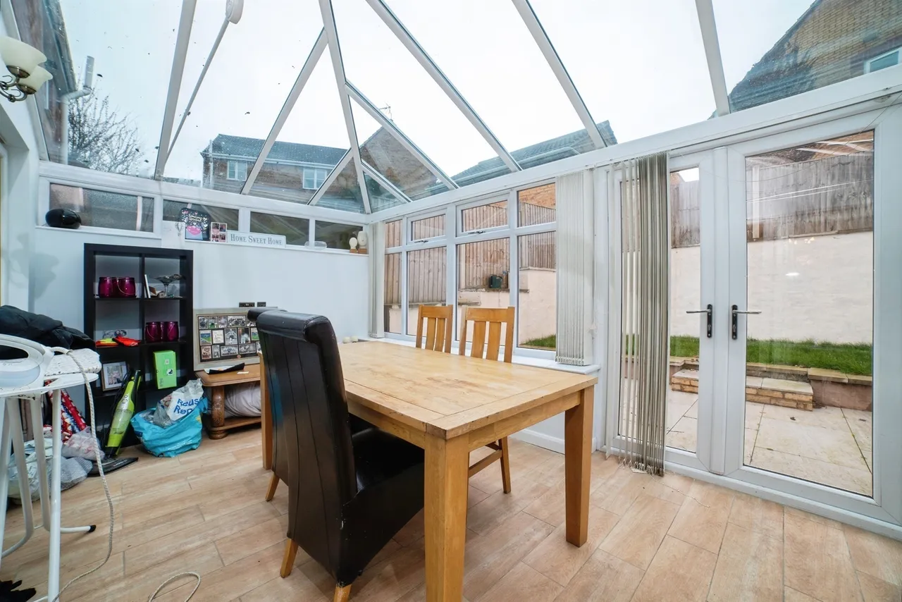 Mercia Court, Huthwaite, NG17, photo 7