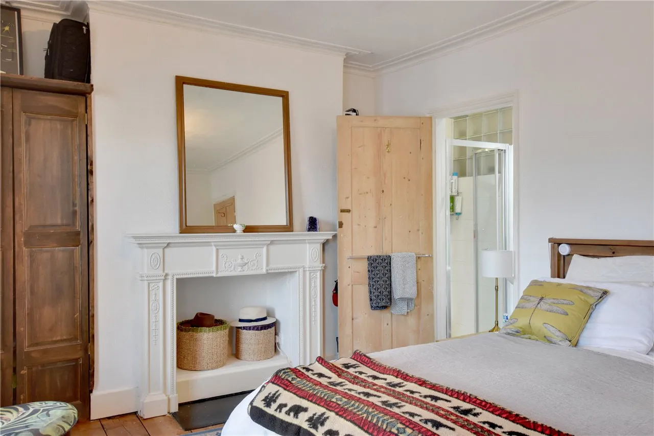 Woolwich Road, Greenwich, London, SE10, photo 12