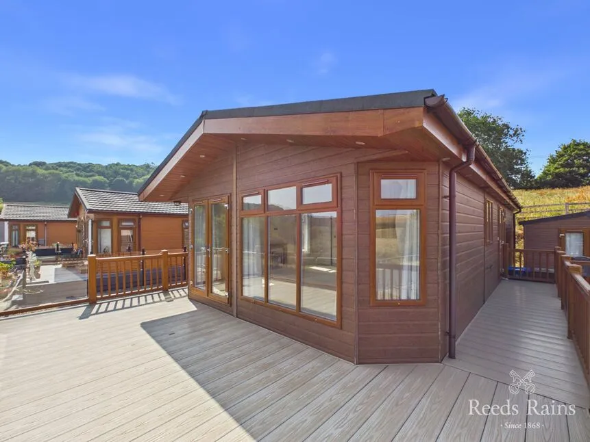 Sun Valley Road, Scarborough, YO12, photo 17