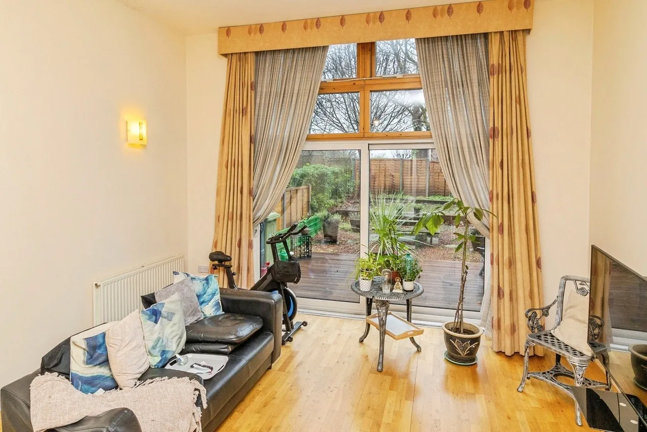 Enterprise Lane, Campbell Park, Milton Keynes, MK9, photo 4