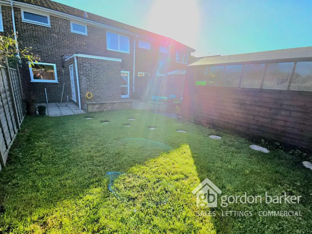 Apple Tree Road, Alderholt, Fordingbridge, SP6 3EW, photo 15