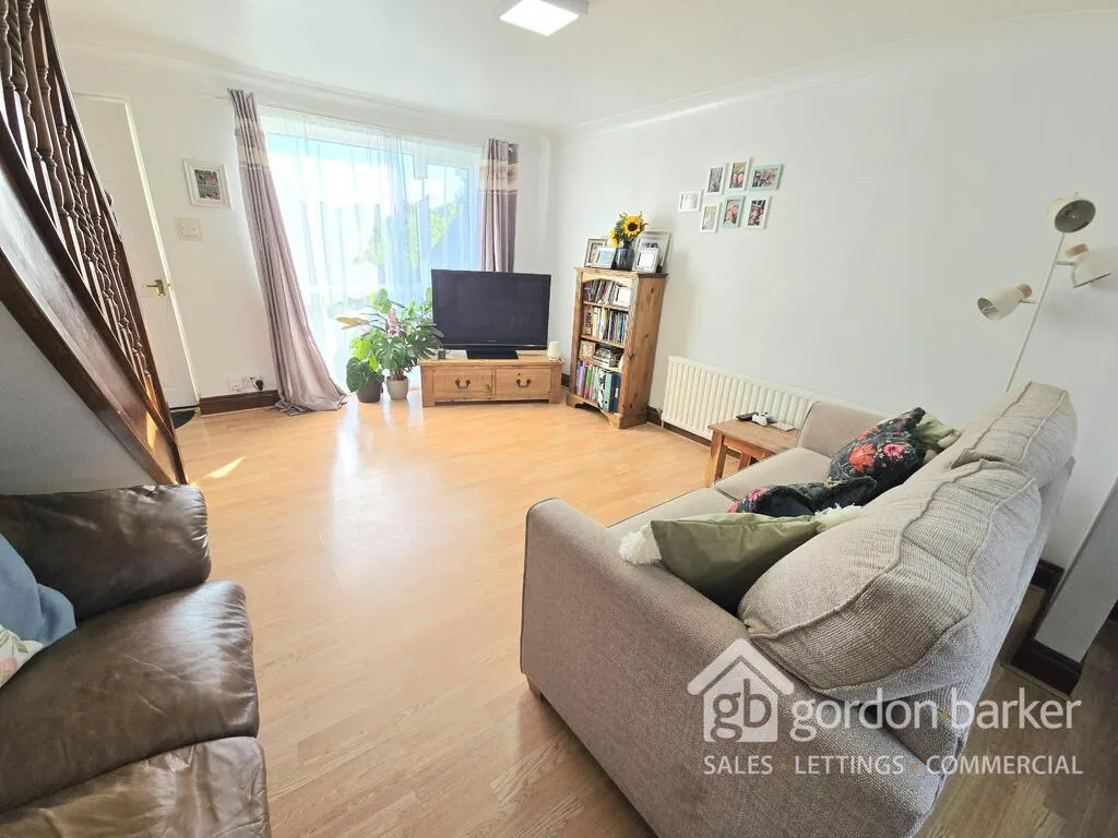 Apple Tree Road, Alderholt, Fordingbridge, SP6 3EW, photo 5