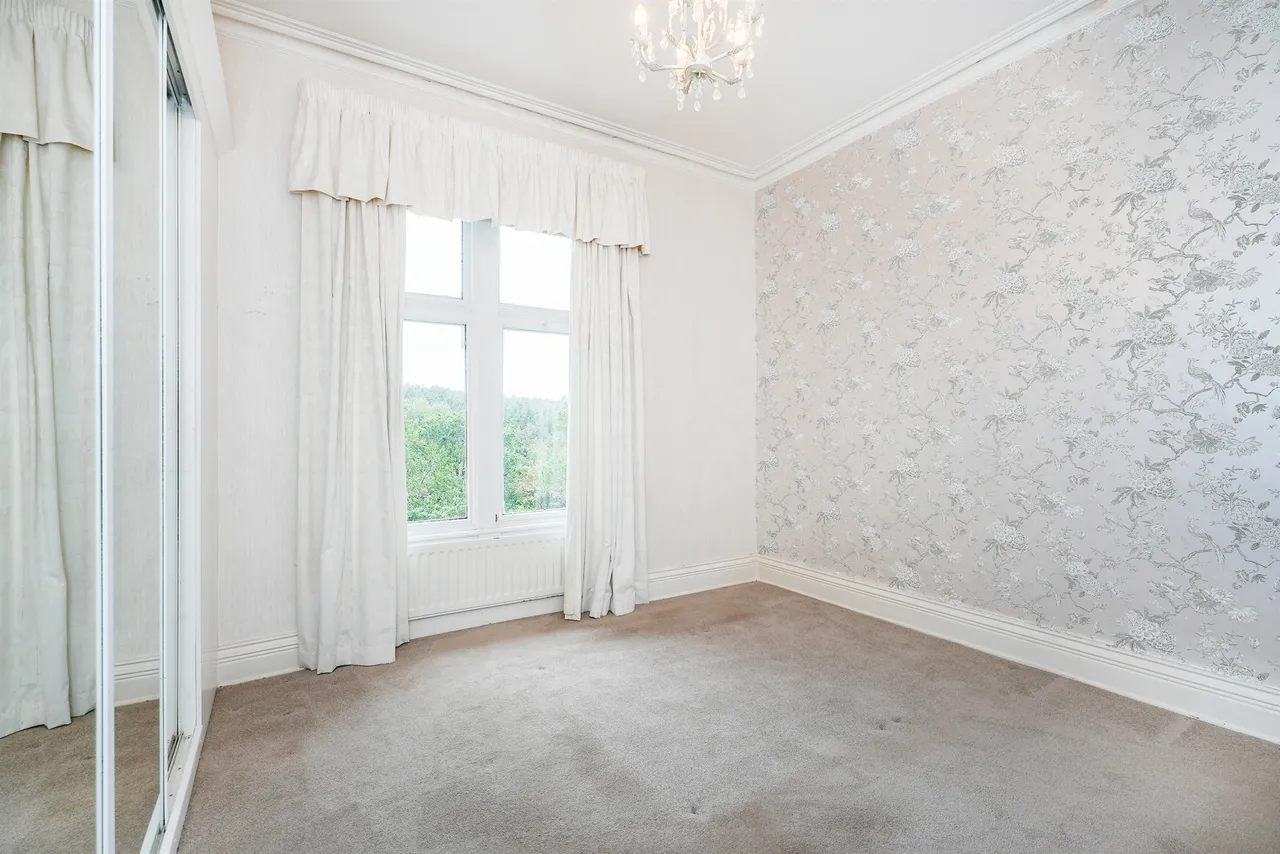 Penistone Road, Kirkburton, HD8, photo 11