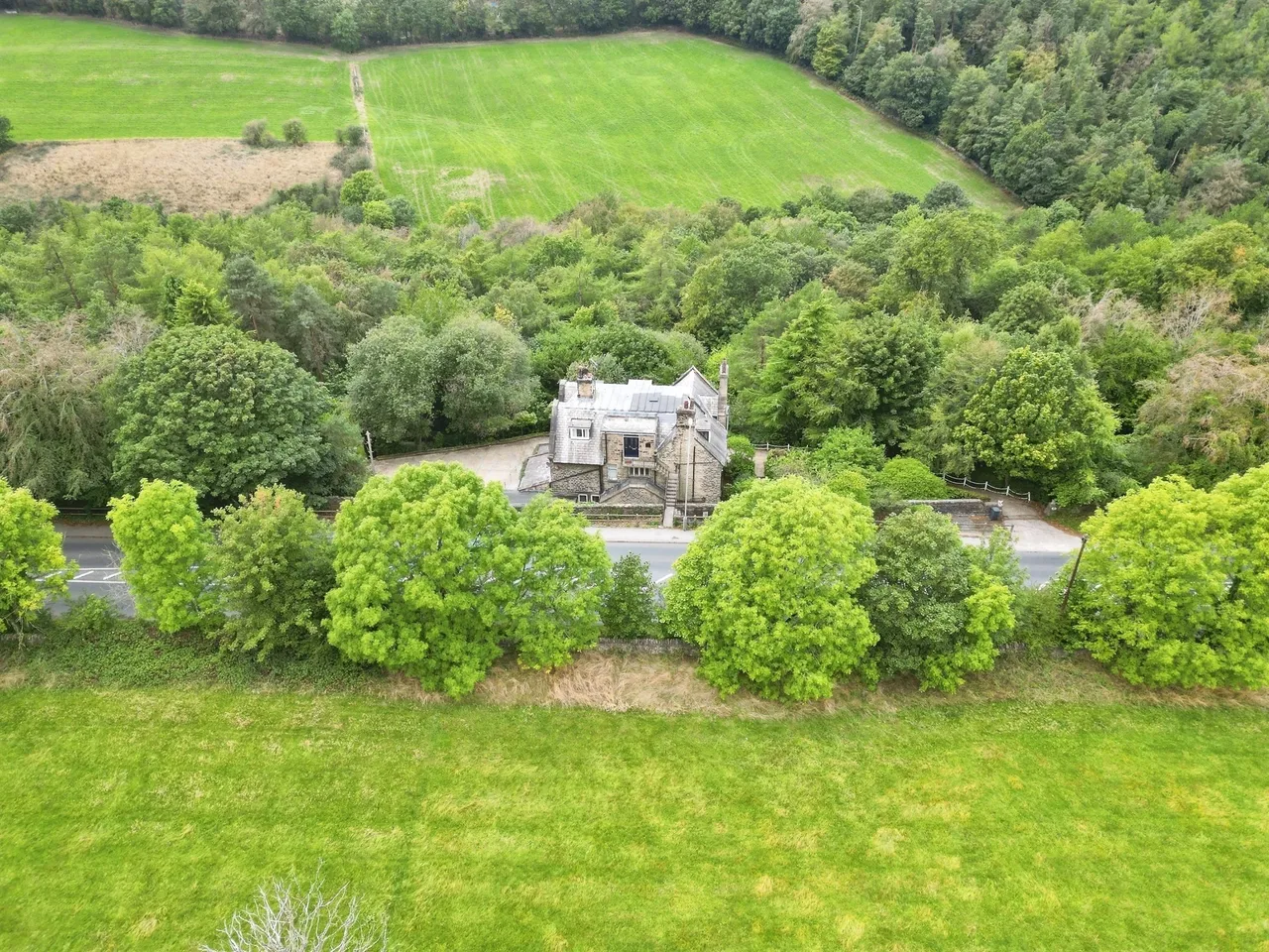 Penistone Road, Kirkburton, HD8, photo 23