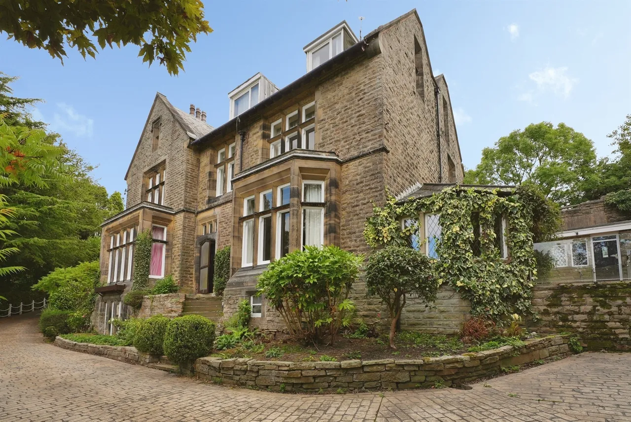 Penistone Road, Kirkburton, HD8, photo 4
