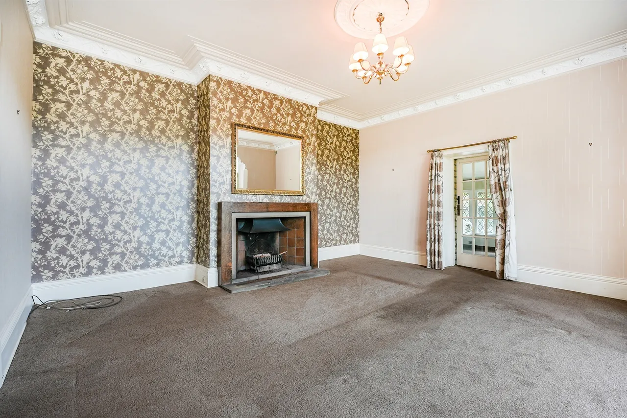 Penistone Road, Kirkburton, HD8, photo 3
