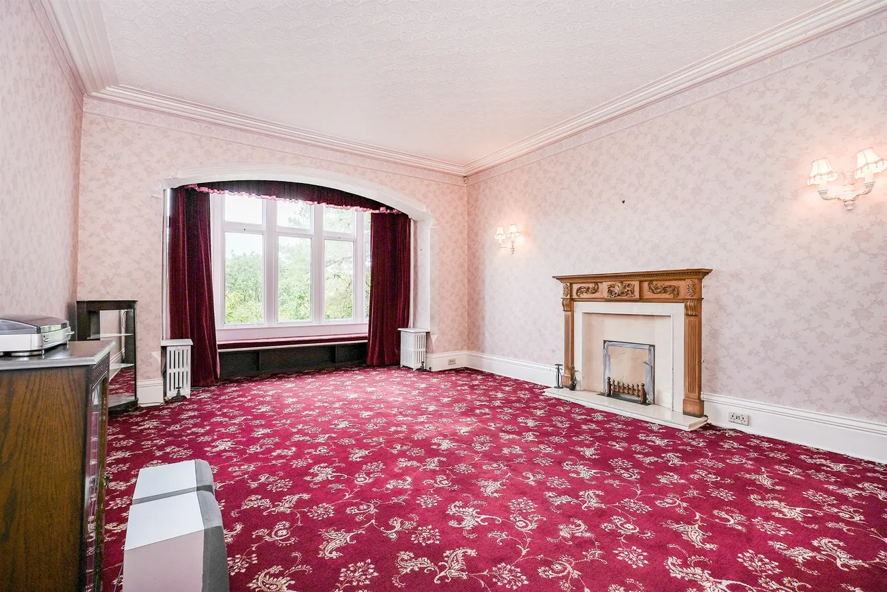Penistone Road, Kirkburton, HD8, photo 16