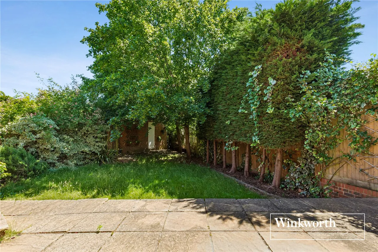Tavistock Avenue, Mill Hill East, NW7, photo 19