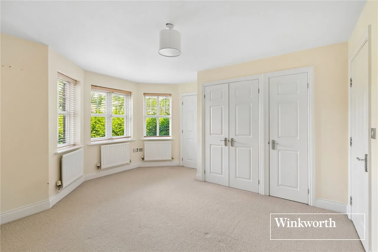 Tavistock Avenue, Mill Hill East, NW7, photo 6