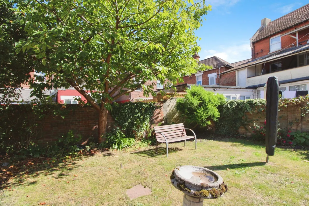 Harold Road, Clacton-on-sea, CO15, photo 14