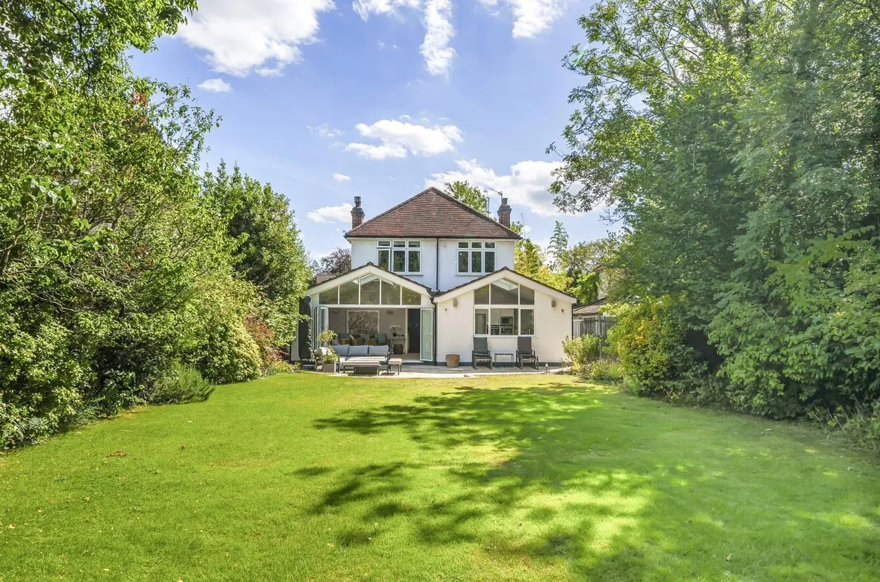 Cheam Road, East Ewell, KT17 3EG, photo 3