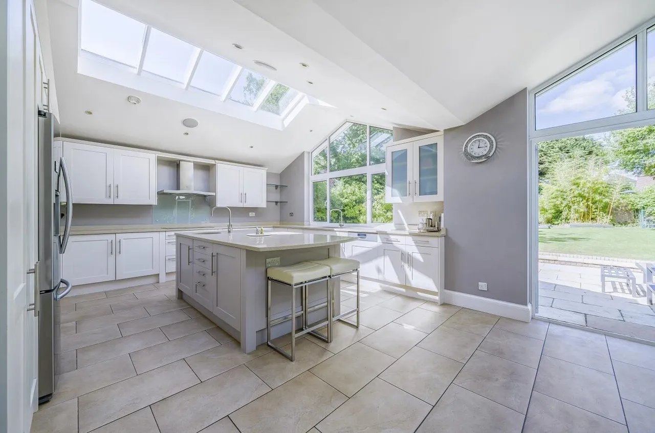 Cheam Road, East Ewell, KT17 3EG, photo 5