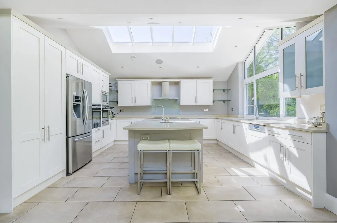 Cheam Road, East Ewell, KT17 3EG, photo 6