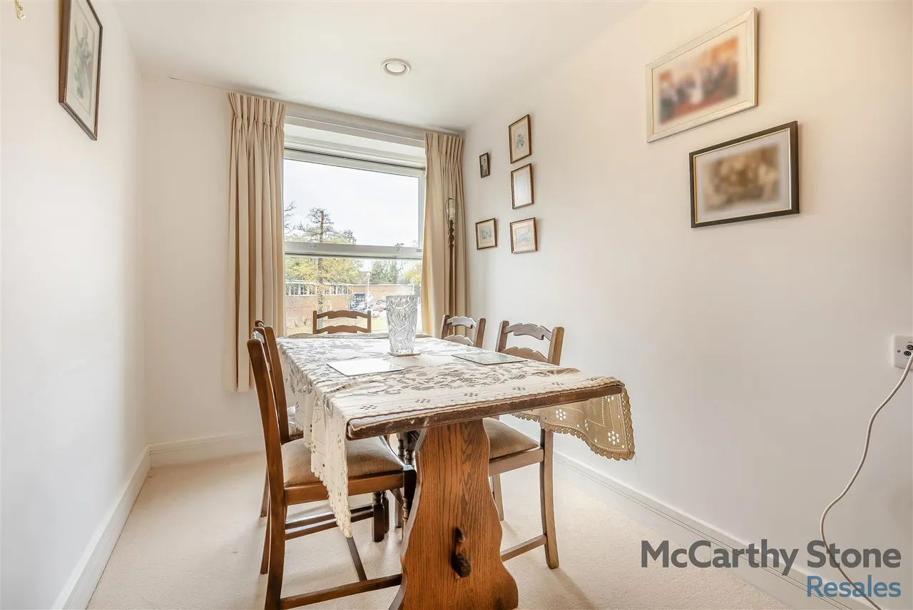 College Way, Welwyn Garden City, AL8, photo 5