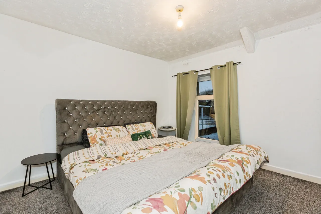 Carmarthen Road, Swansea, photo 8