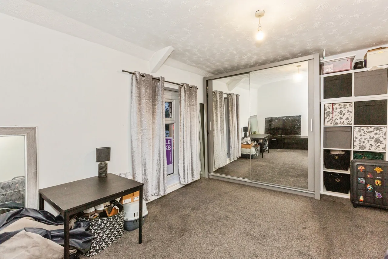 Carmarthen Road, Swansea, photo 9