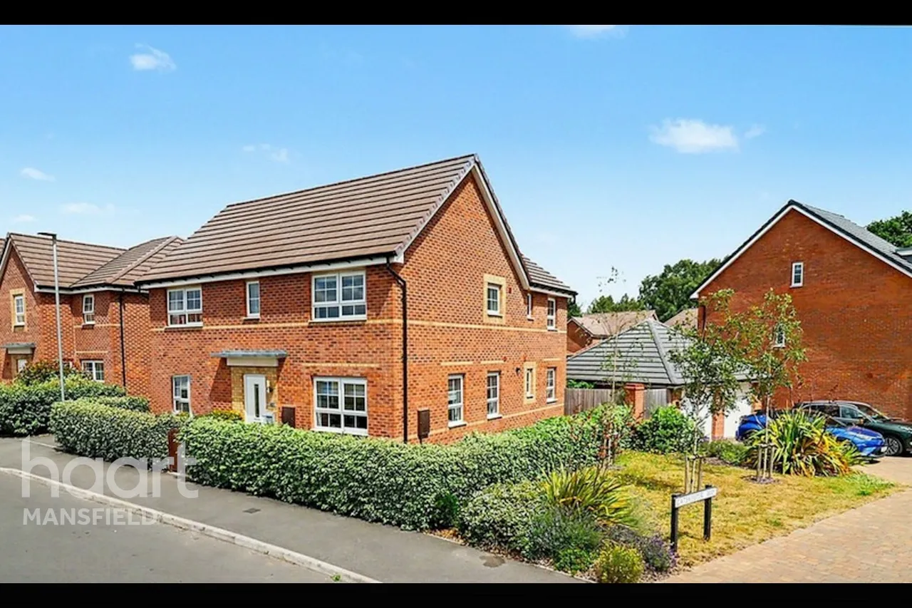 4 bed house for sale, Gatekeeper Way, Worksop, S81