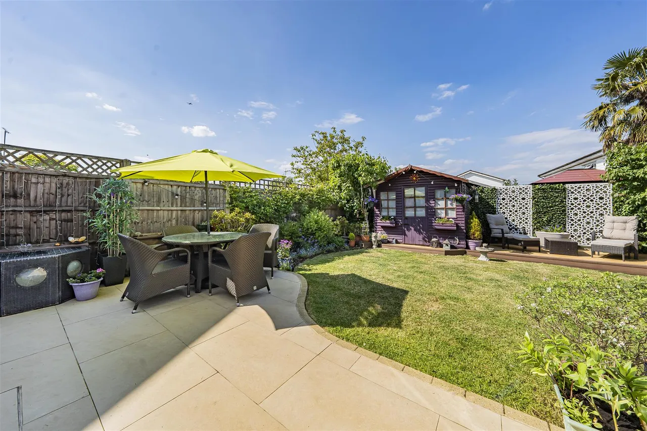 Princess Avenue, Windsor, SL4 3LX, photo 13