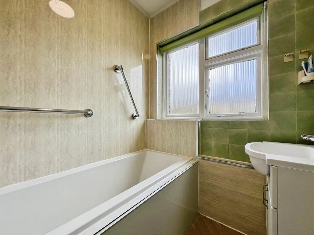 Newcastle Upon Tyne, NE20, photo 24