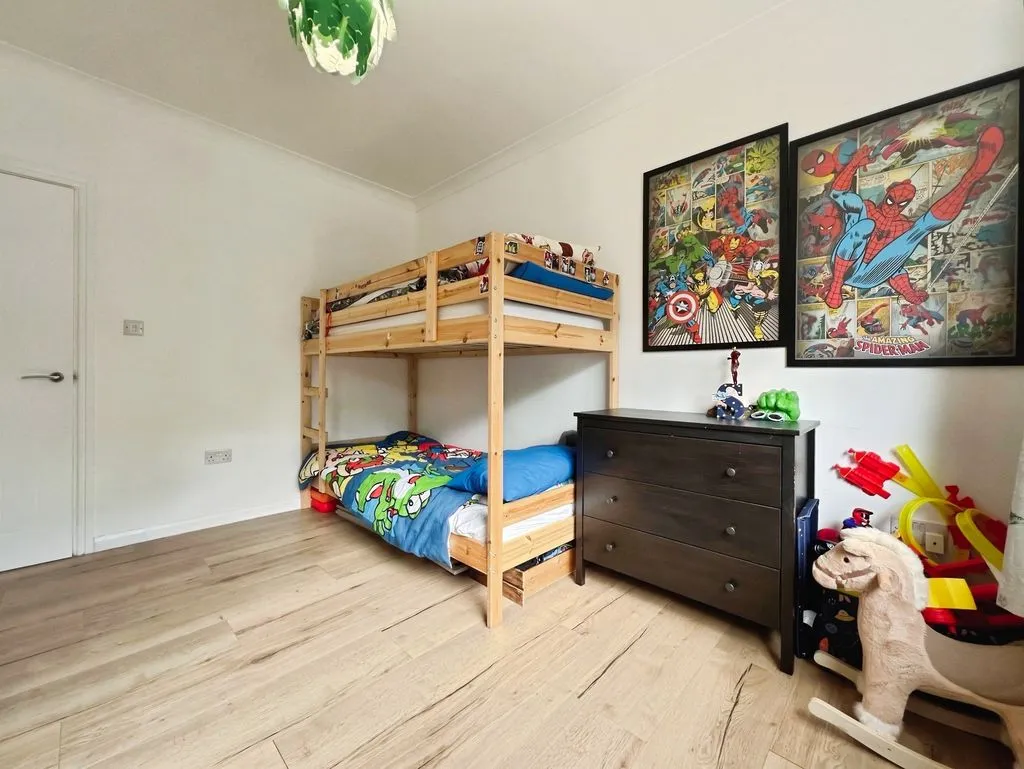 Newcastle Upon Tyne, NE20, photo 22