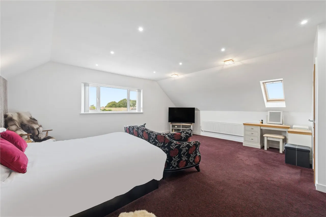 Carrfield Road, Barwick in Elmet, photo 17