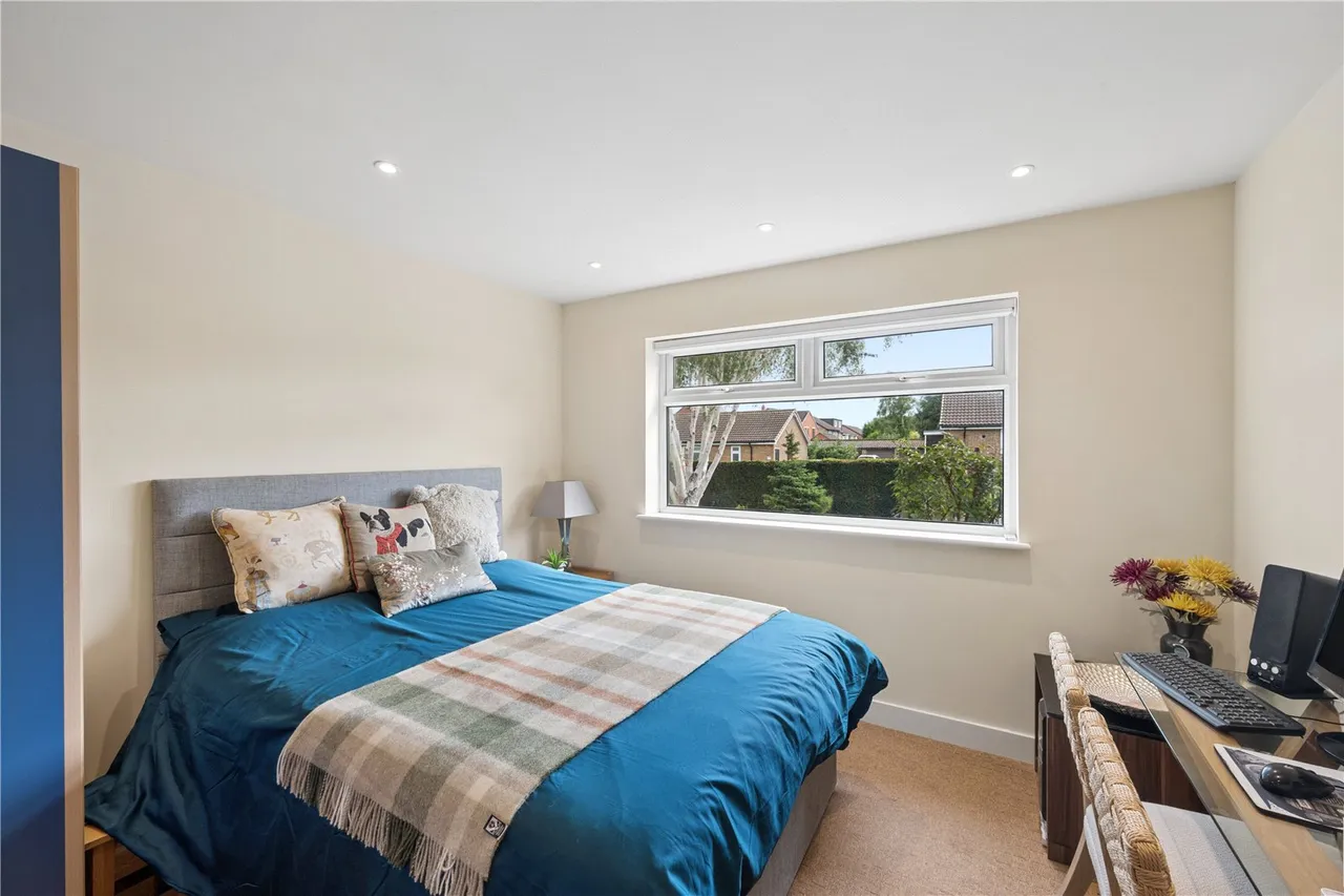 Carrfield Road, Barwick in Elmet, photo 11