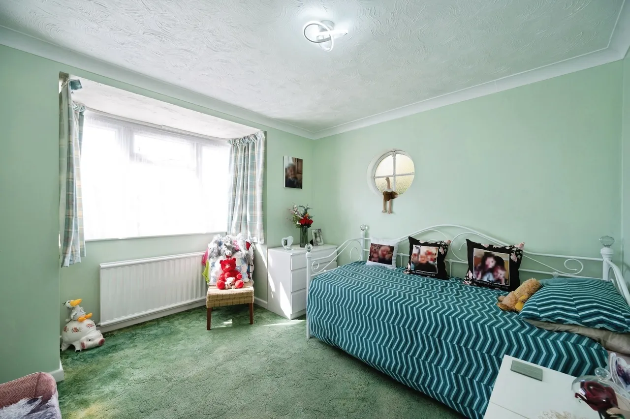 Haslemere Gardens, Hayling Island, PO11, photo 18