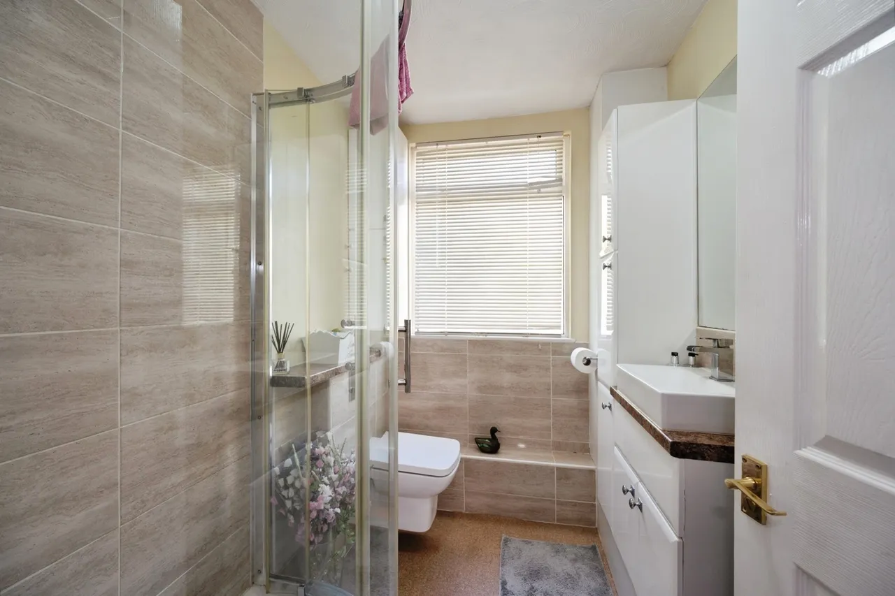Haslemere Gardens, Hayling Island, PO11, photo 13
