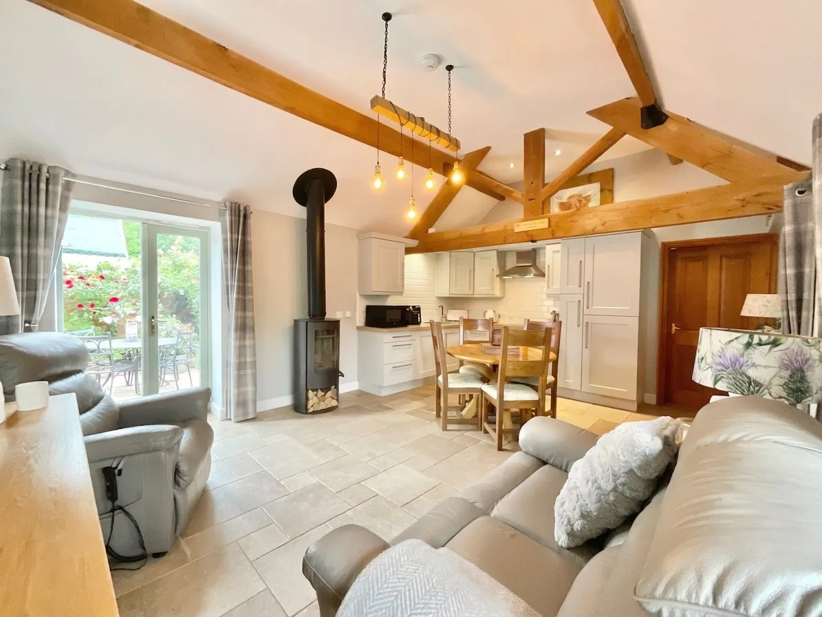 Farrow Barn, Grindley, ST18, photo 6