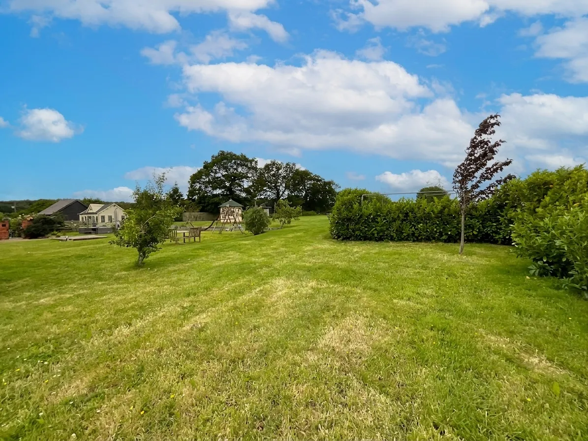 Farrow Barn, Grindley, ST18, photo 30
