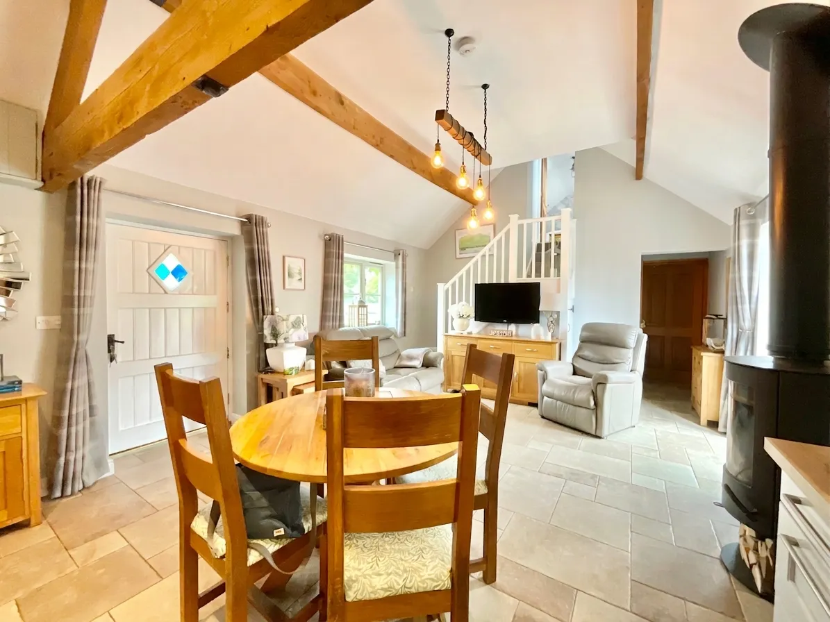 Farrow Barn, Grindley, ST18, photo 11