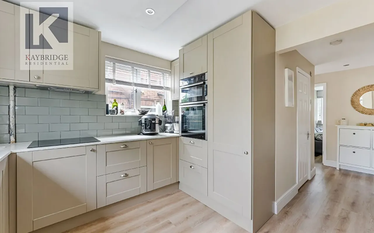 Chessington Road, Epsom, KT19, photo 10