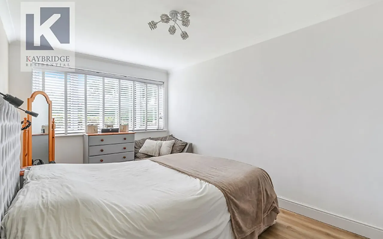 Chessington Road, Epsom, KT19, photo 11