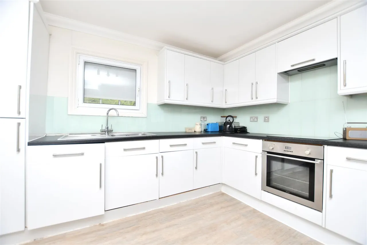 George Street, Hastings, East Sussex, TN34 3EA, photo 2