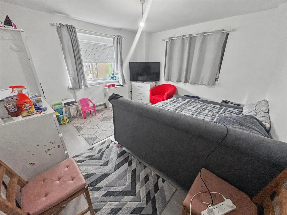 High Street, Abertillery, NP13, photo 5