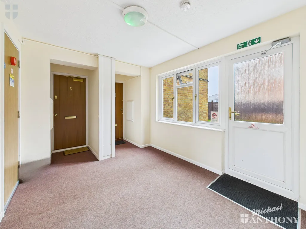 Grasslands, Aylesbury, HP20 1XE, photo 4