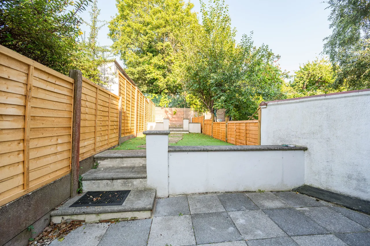 141 Blackshaw Road, London, photo 10