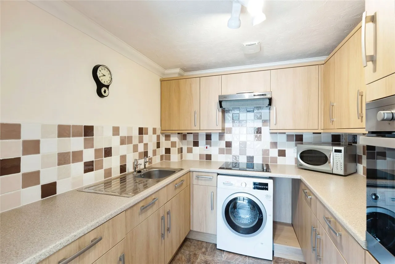 Hamlet Lodge, Heathville Road, Gloucester, Gloucestershire, GL1, photo 10