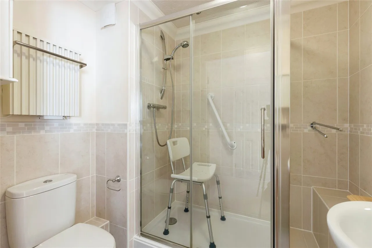 Hamlet Lodge, Heathville Road, Gloucester, Gloucestershire, GL1, photo 7