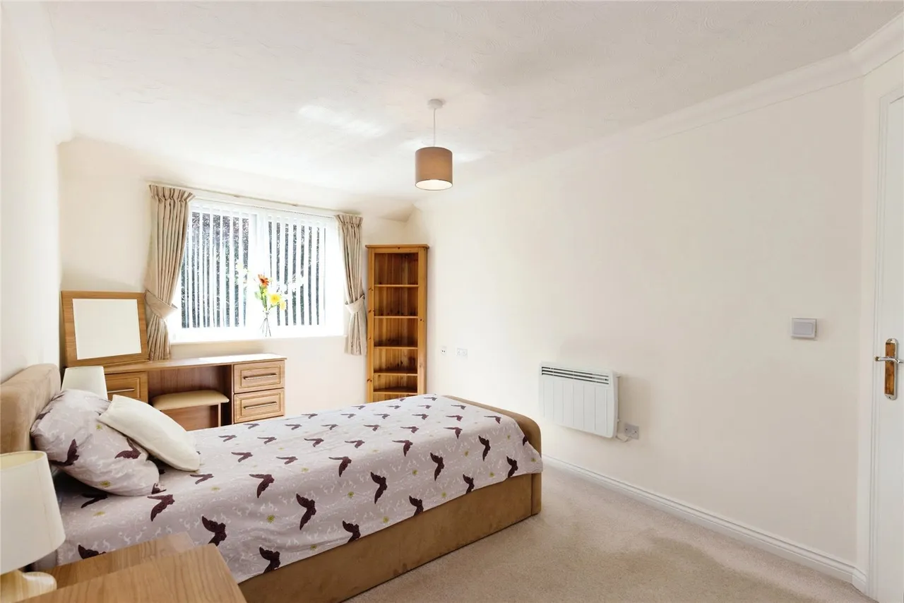 Hamlet Lodge, Heathville Road, Gloucester, Gloucestershire, GL1, photo 9