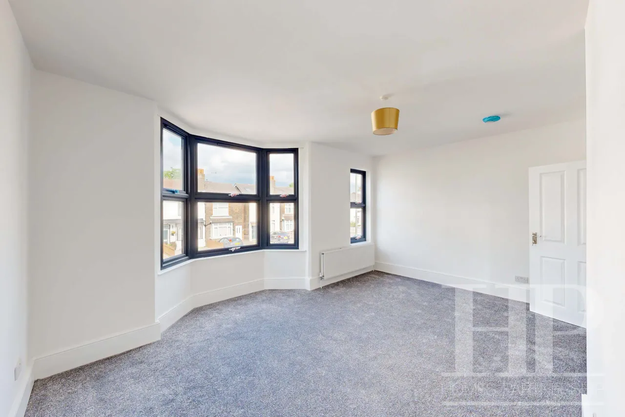 1 bed property to rent, Balcombe Road, Horley, RH6