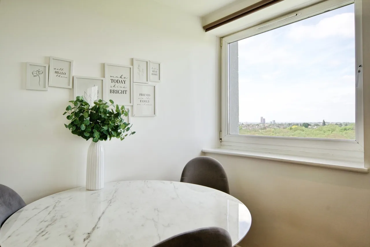Belgrave Road, London, E11, photo 9