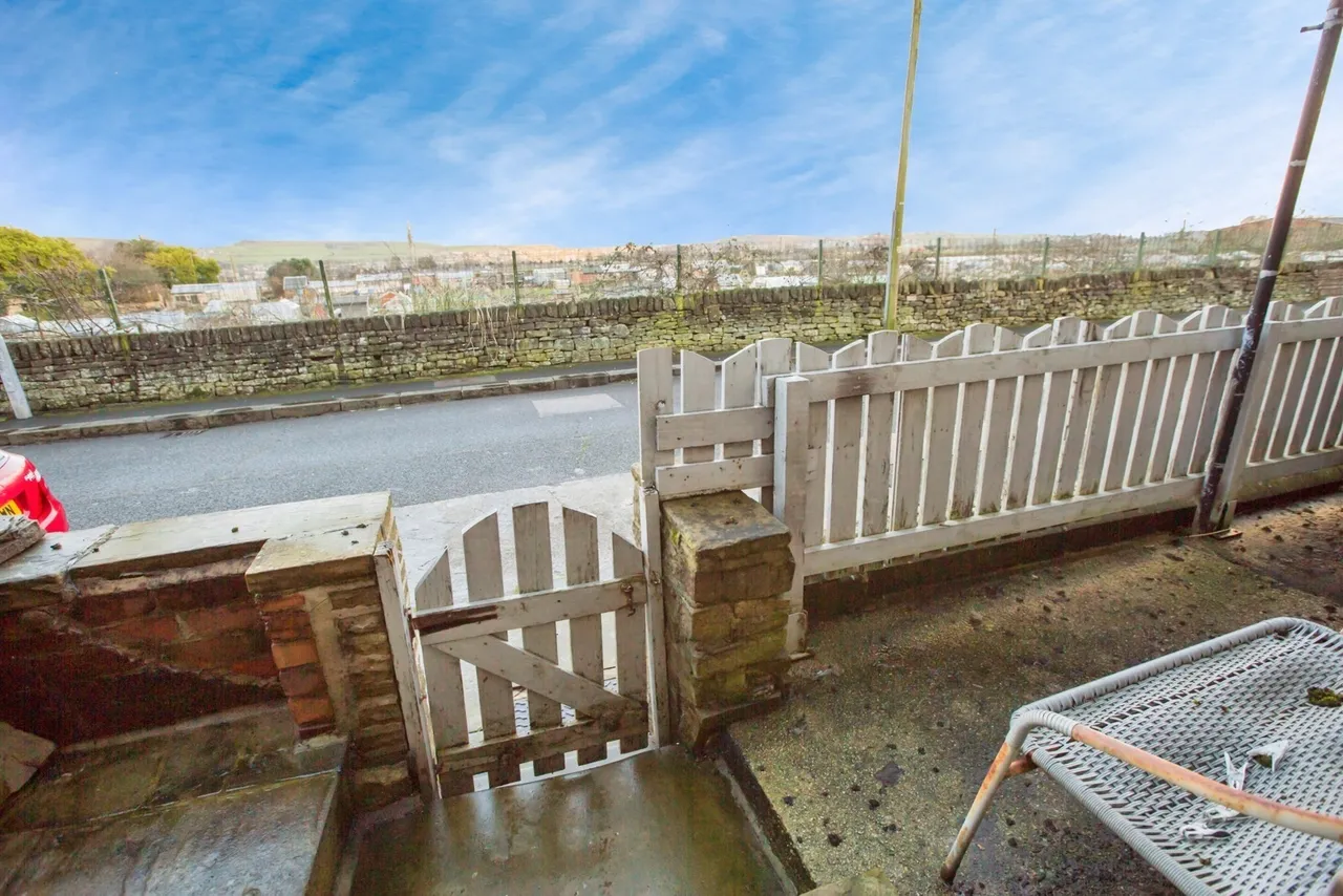 Albert View, Halifax, HX2, photo 4