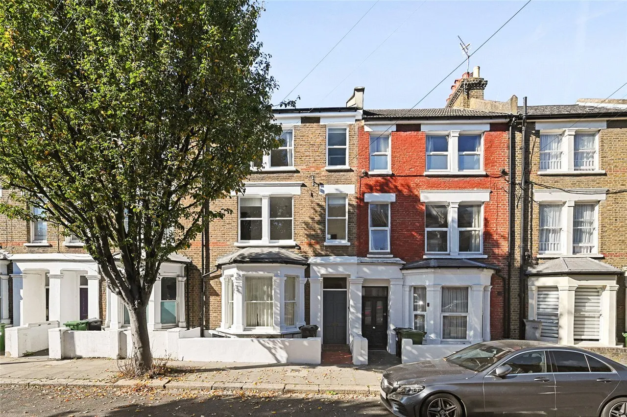 4 bed house for sale, Tunis Road, London, W12