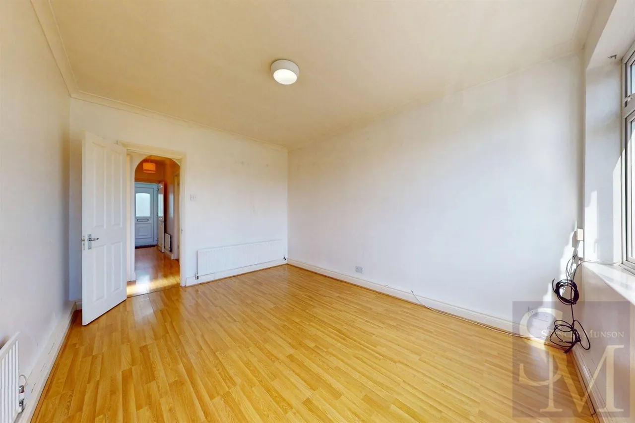 Priory Road, Loughton, IG10, photo 5