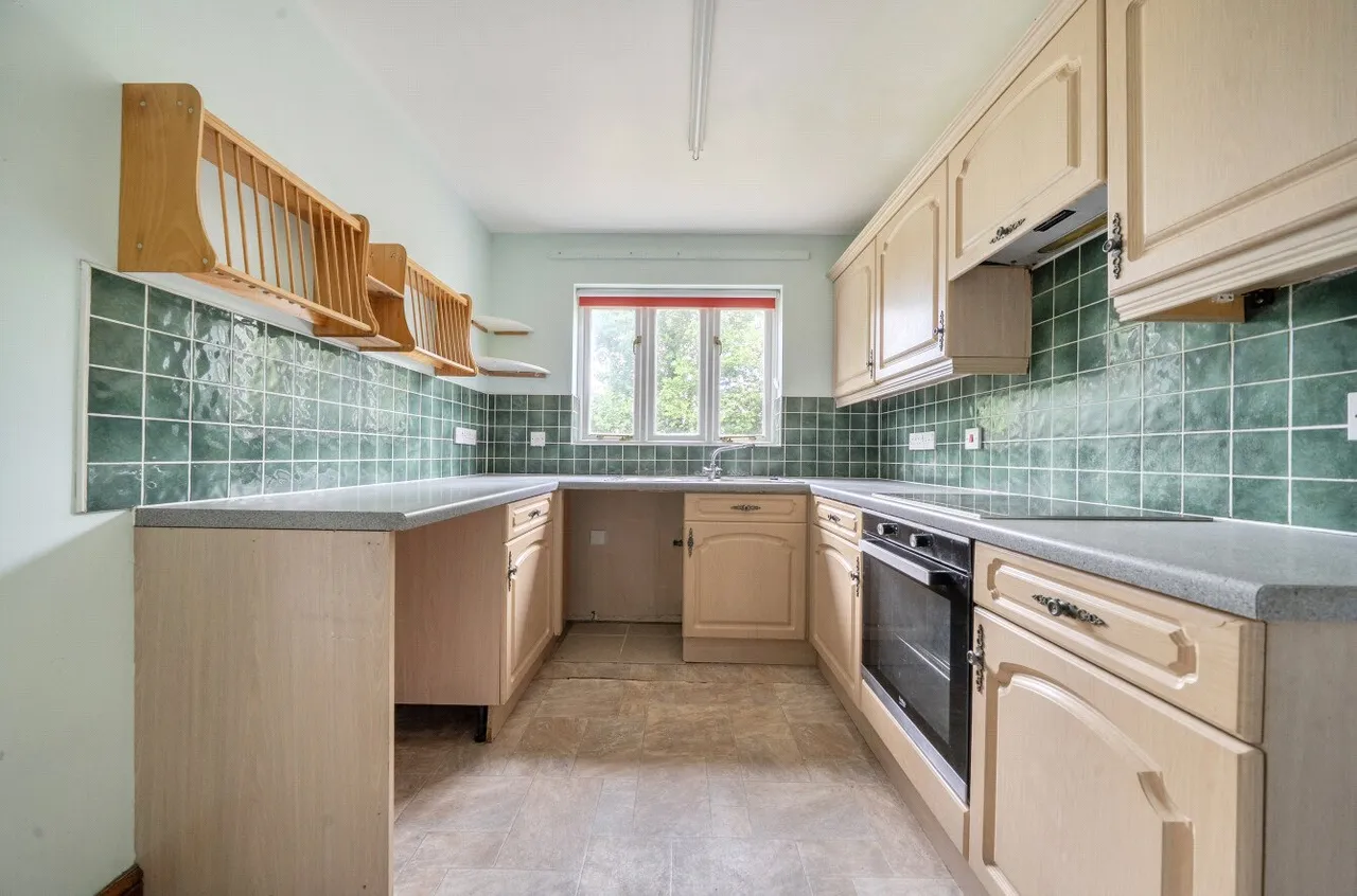 Badgers Green, Crossgates, Llandrindod Wells, Powys, LD1 6RJ, photo 2