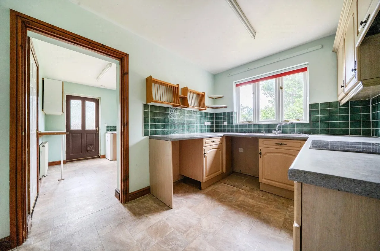 Badgers Green, Crossgates, Llandrindod Wells, Powys, LD1 6RJ, photo 5